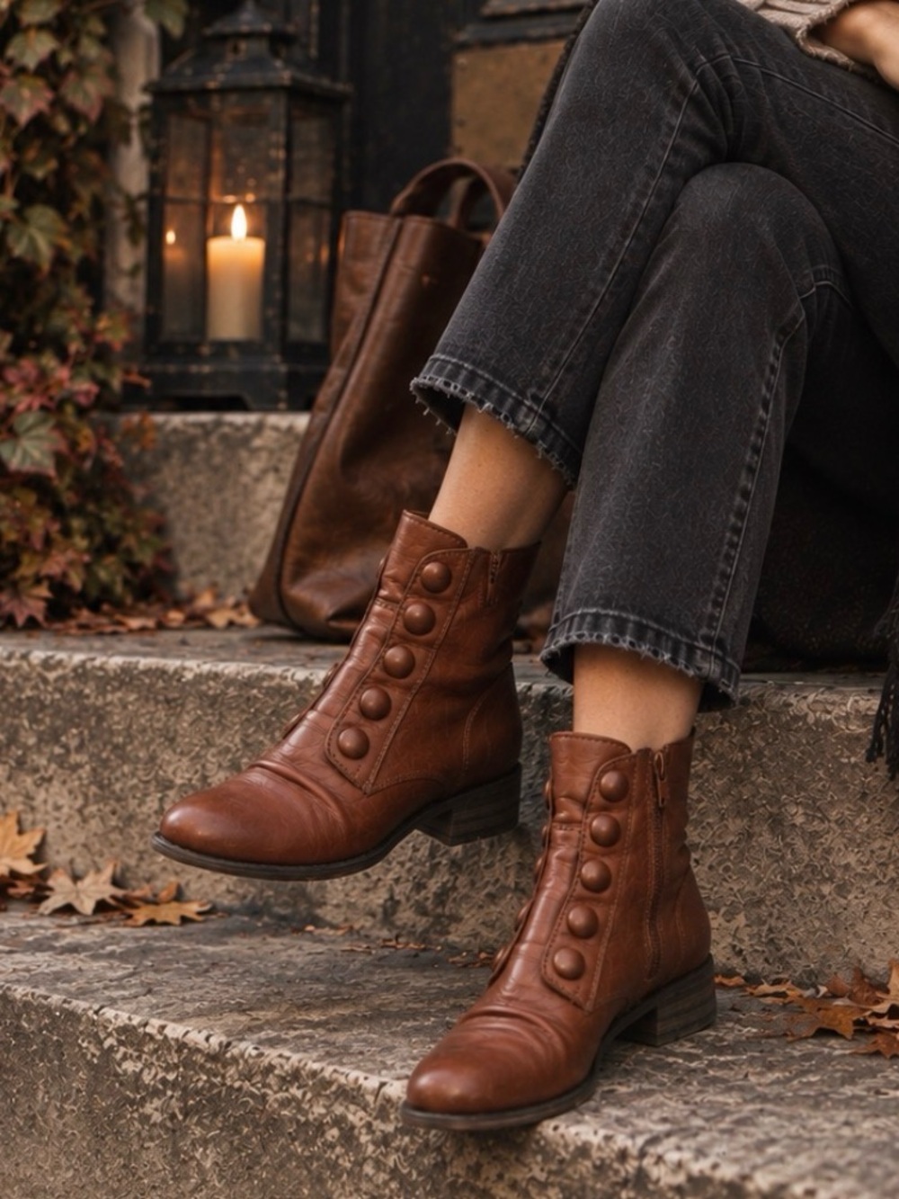Miz Mooz soft Brown Leather Button fall Ankle Boots zip sides 8